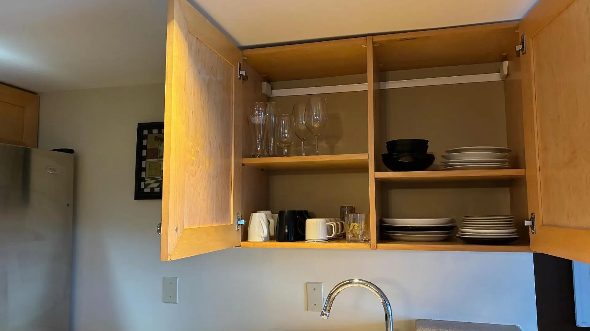 Ilikai Apt 2127 - Spacious Studio With Spectacular Ocean & Harbor Views هونولولو