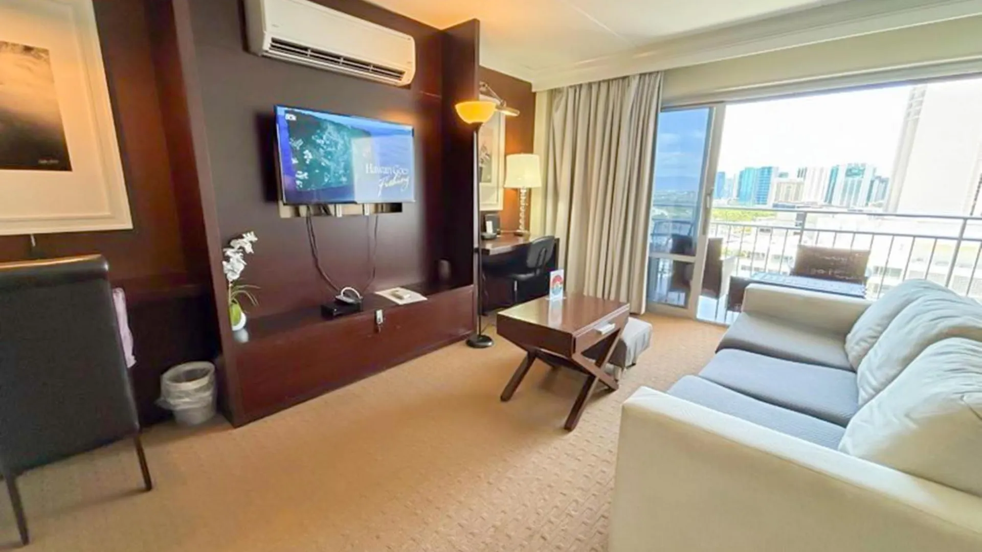 Ilikai Apt 2127 - Spacious Studio With Spectacular Ocean & Harbor Views هونولولو